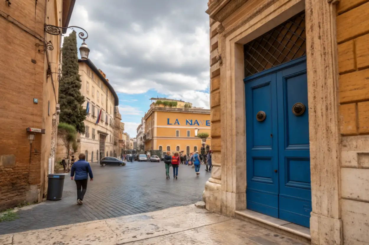 LA NAVE Roma centro e la porta blu leggendaria